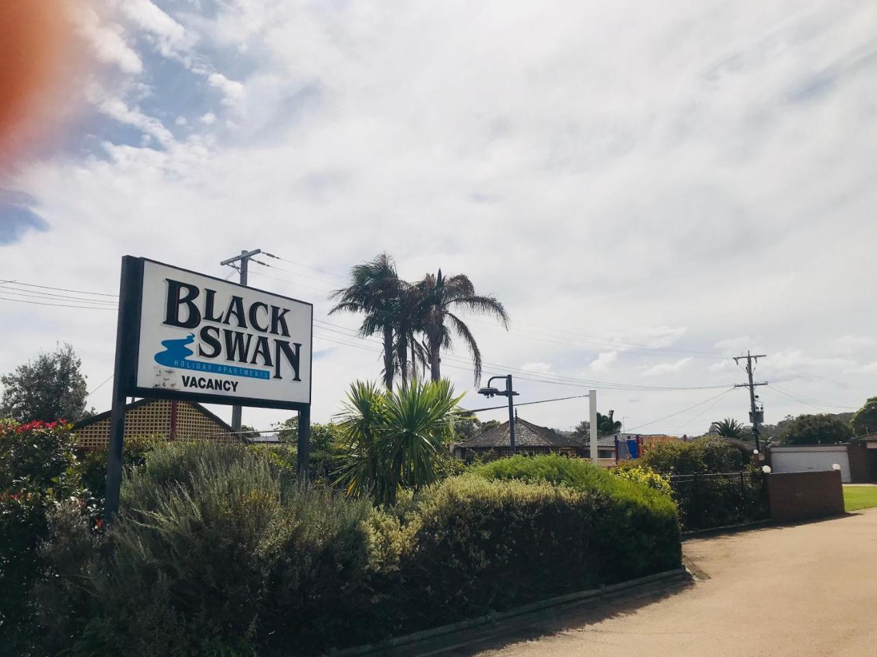 Black Swan Motor Inn Lakes Entrance Dış mekan fotoğraf